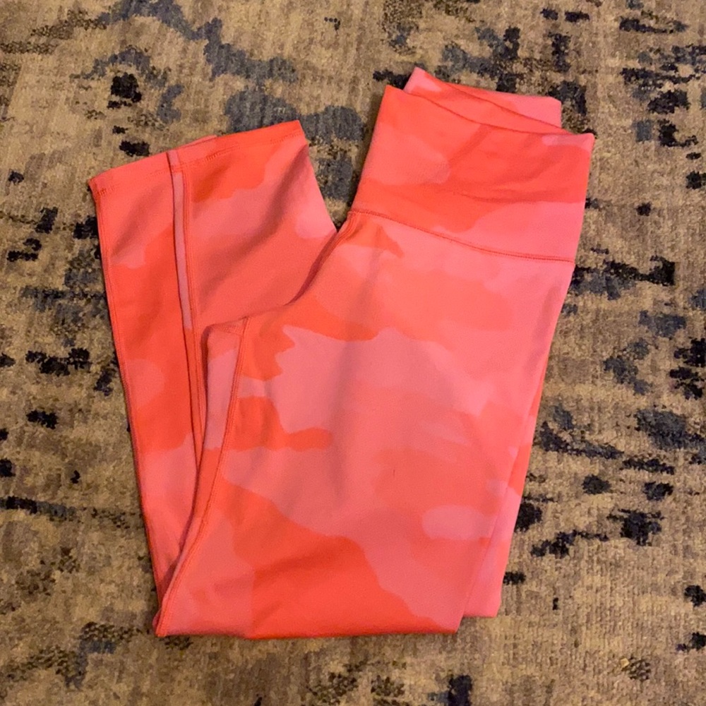 aerie pink camo leggings